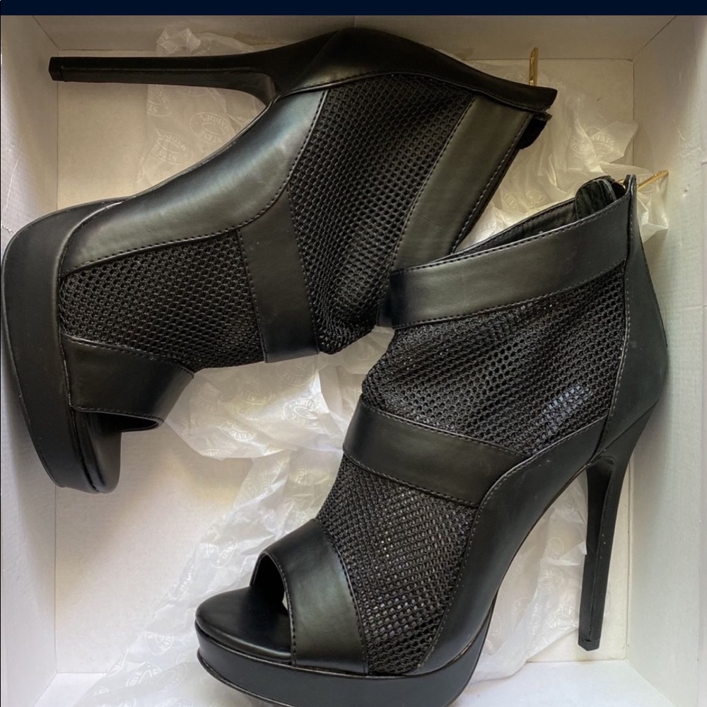Brand new Steve Madden heels